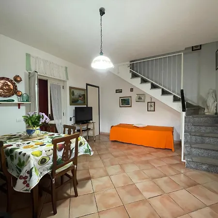 Hébergement de vacances Lina *